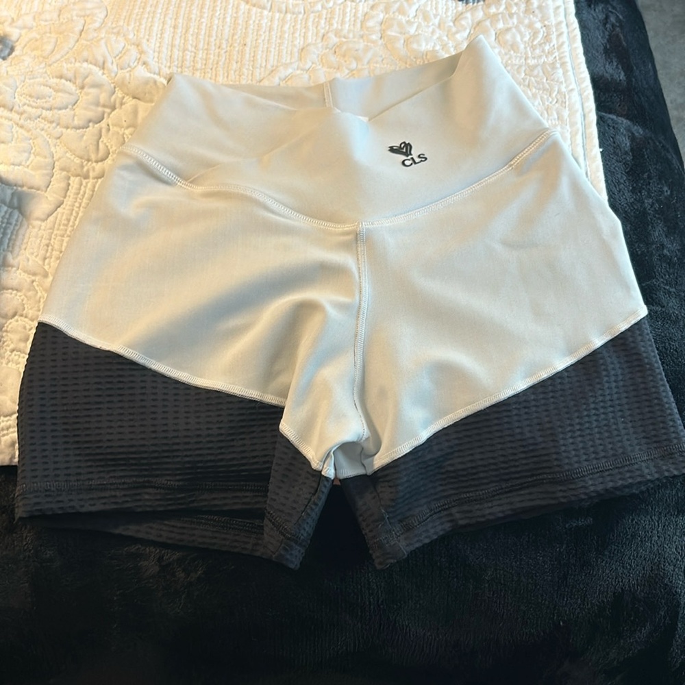 Women's Two-Tone Athletic Shorts in Cream and Black